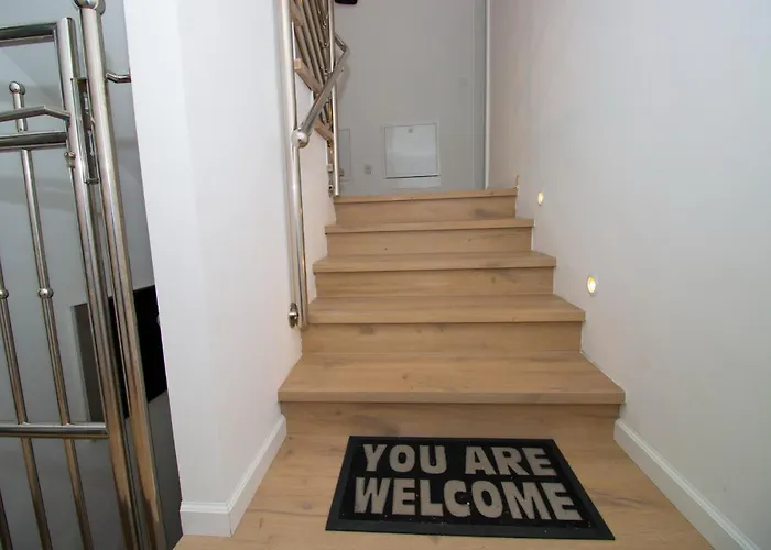 Nikola 2 Apartament *